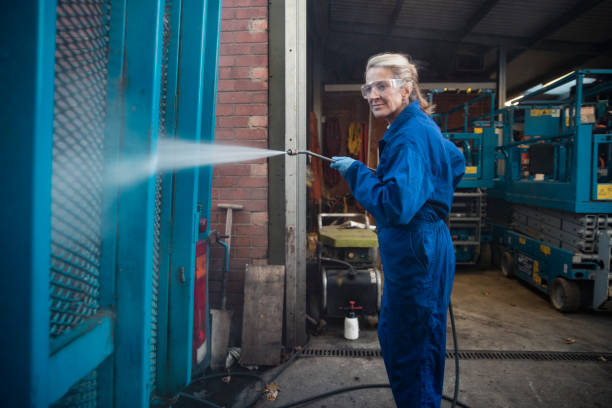 Best Garage Pressure Washing  in Bridgeport, AL